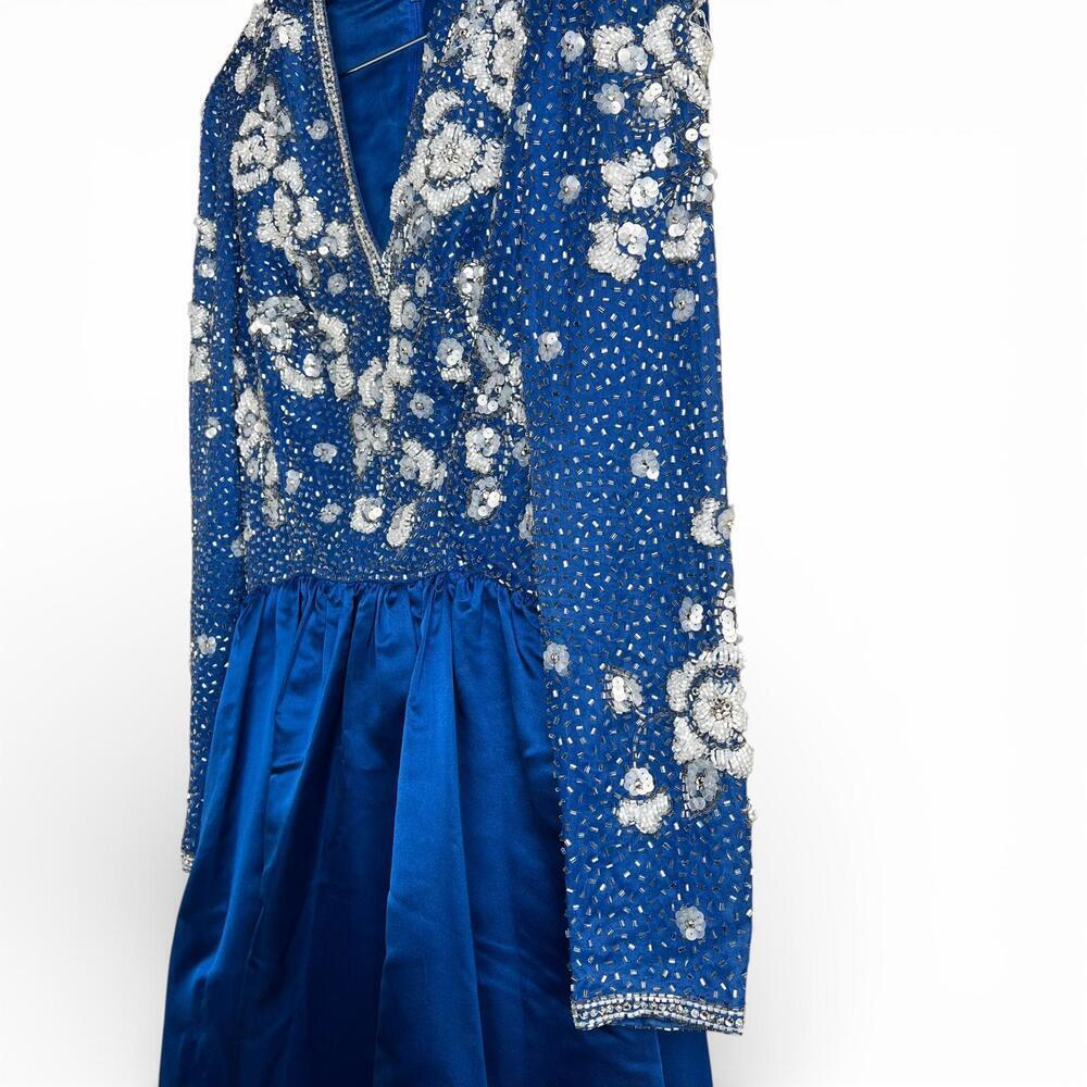Vintage Victoria Royal Lillie Rubin Blue Beaded Silk Gown - Picture 4 of 9